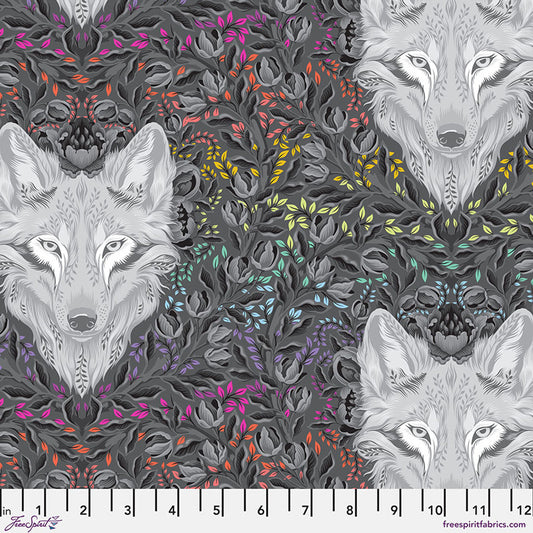PRE-ORDER Tula Pink Graywork Wolf of Pink Street - Carbon